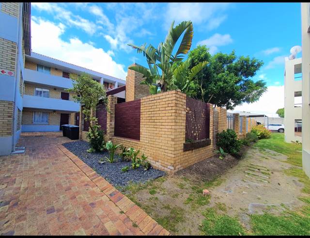 3 BEDROOM APARTMENT FOR SALE IN CHURCHILL ESTATE